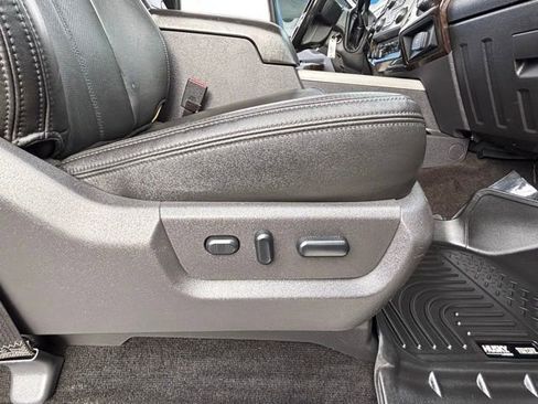 Used 2013 Ford F250 Platinum w/ FX4 Off Road Pkg image 26