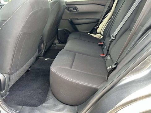 Used 2024 Nissan Rogue S AWD/4WD image 11