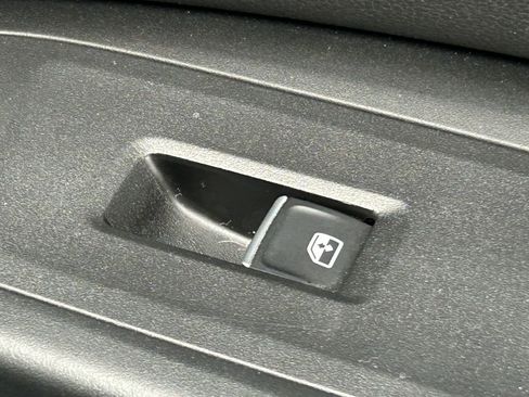 Used 2019 Volkswagen Atlas SE w/ Towing Package image 37