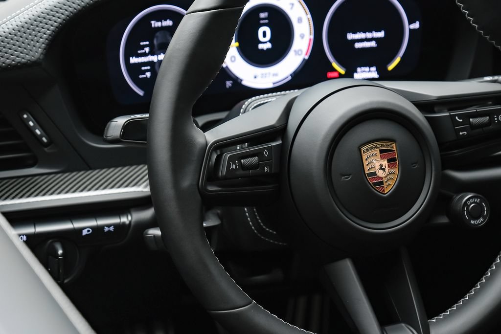 Used 2026 Porsche 911 GT3 RWD image 18