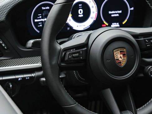 Used 2026 Porsche 911 GT3 RWD image 18