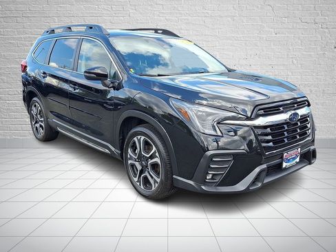 Used 2023 Subaru Ascent Limited AWD/4WD image 3