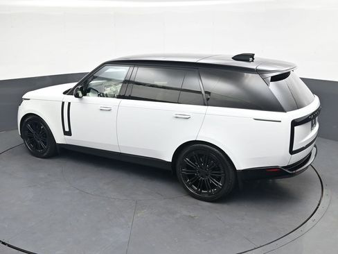 Used 2023 Land Rover Range Rover Long Wheelbase SE AWD/4WD image 22