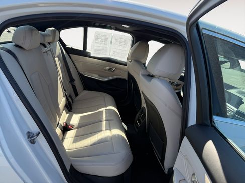 Used 2019 BMW 330i Sedan RWD image 18