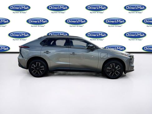 Used 2026 Toyota bZ FWD image 8