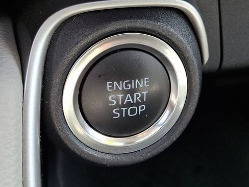Used 2025 Toyota Grand Highlander FWD image 27