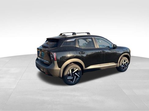 New 2025 Nissan Kicks SV w/ SV Premium Package image 4