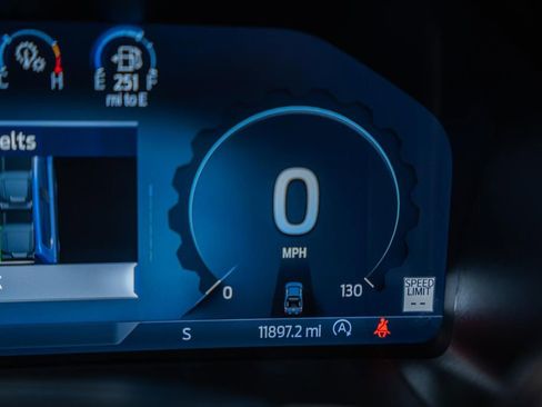 Certified 2025 Ford Ranger Lariat w/ FX4 Off-Road Package image 46