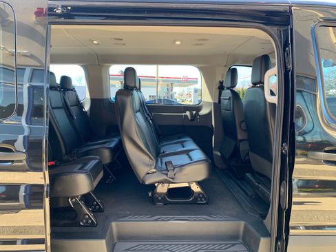 Used 2023 Ford Transit 350 XL image 23