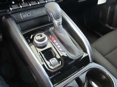 New 2026 GMC Canyon Elevation AWD/4WD image 32