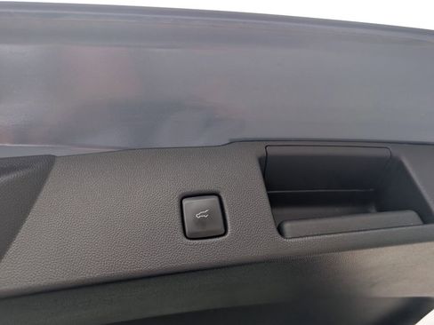 Used 2024 Ford Escape ST-Line FWD image 31