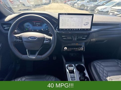 Used 2023 Ford Escape ST-Line Elite w/ Premium Technology Package AWD/4WD image 15