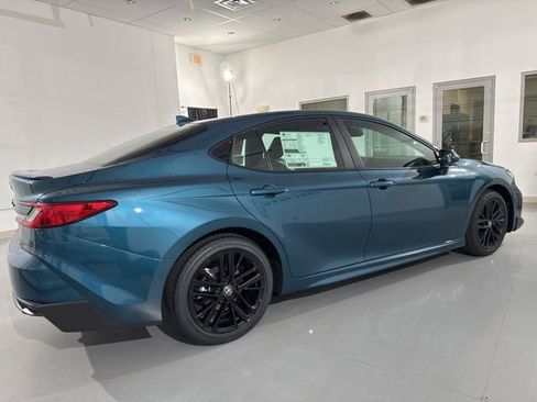 New 2026 Toyota Camry SE image 13