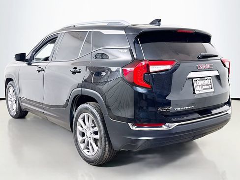 Certified 2022 GMC Terrain SLT w/ Infotainment Package II FWD image 6