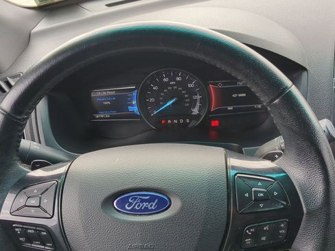 Used 2016 Ford Explorer XLT w/ Equipment Group 202A image 13