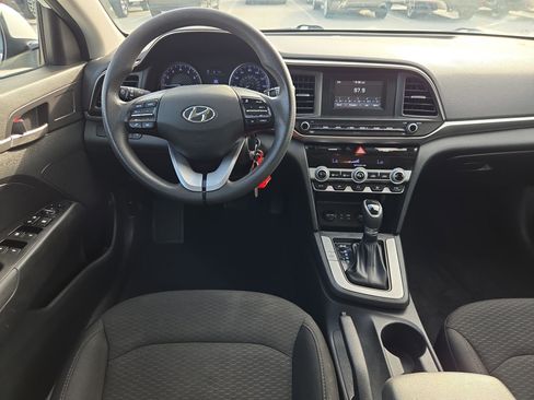 Used 2020 Hyundai Elantra SE w/ Cargo Package (C1) FWD image 26
