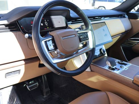 Certified 2023 Land Rover Range Rover SE image 14
