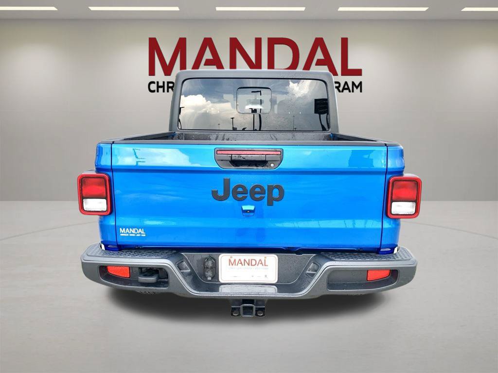 Used 2023 Jeep Gladiator Sport AWD/4WD image 7