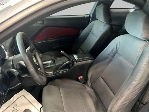 Used 2011 Ford Mustang Coupe w/ V6 Performance Pkg RWD image 6