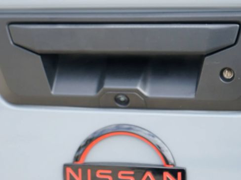 Used 2023 Nissan Frontier PRO-4X w/ Pro Convenience Package AWD/4WD image 45