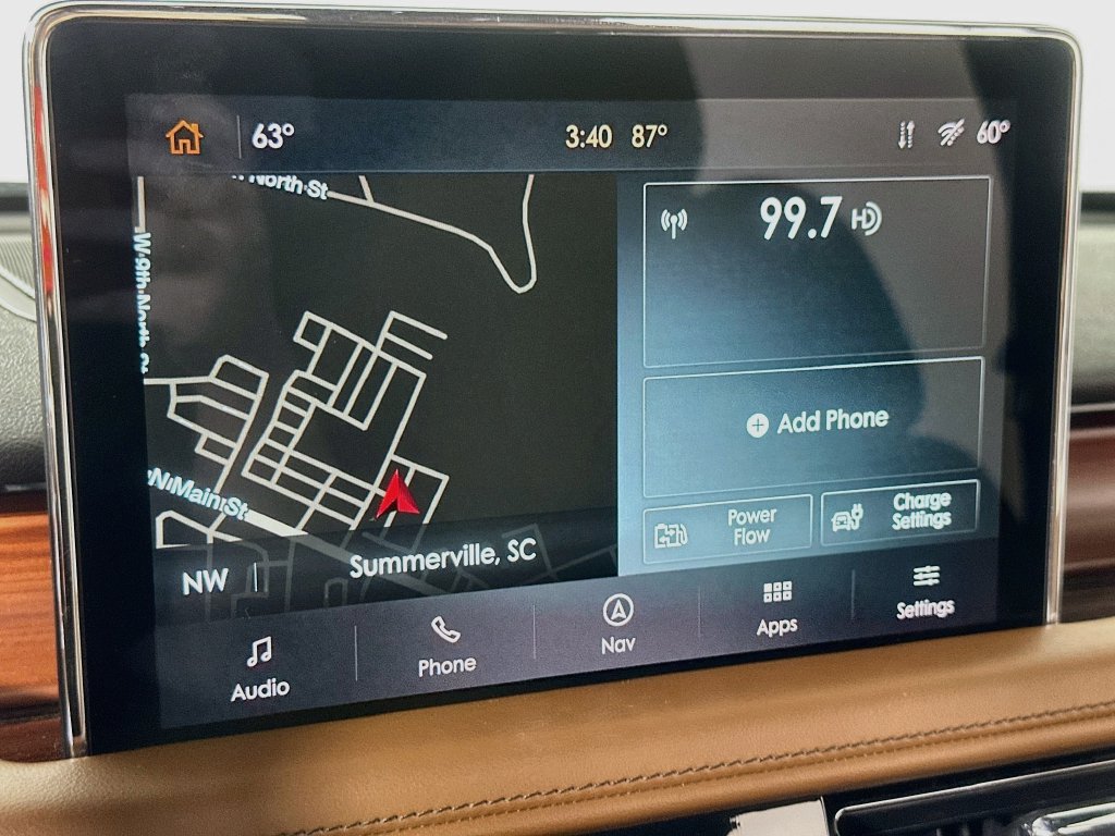Used 2020 Lincoln Aviator Grand Touring w/ Equipment Group 302A AWD/4WD image 30