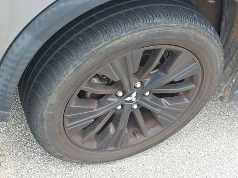 Used 2019 Mitsubishi Eclipse Cross LE AWD/4WD image 10