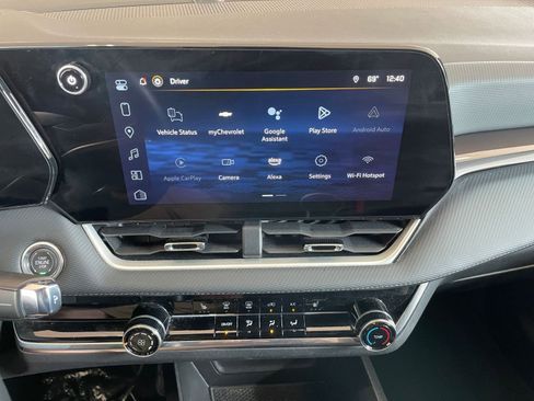 Used 2025 Chevrolet Equinox LT image 20