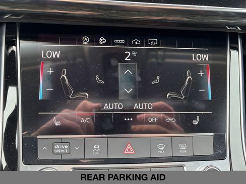 Used 2022 Audi Q7 Premium Plus w/ Premium Plus Package image 23