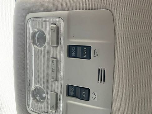 Used 2016 Toyota Corolla S image 11