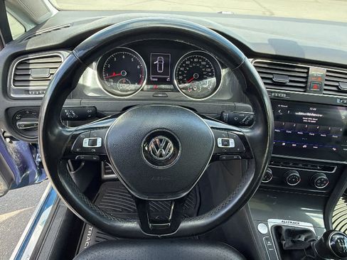 Used 2018 Volkswagen Golf Alltrack SE AWD/4WD image 18