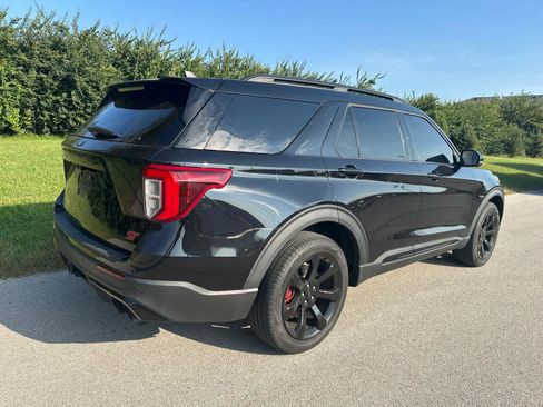 Used 2022 Ford Explorer ST w/ Equipment Group 401A AWD/4WD image 13