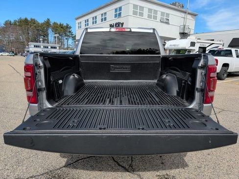 Used 2024 RAM 1500 Laramie image 30
