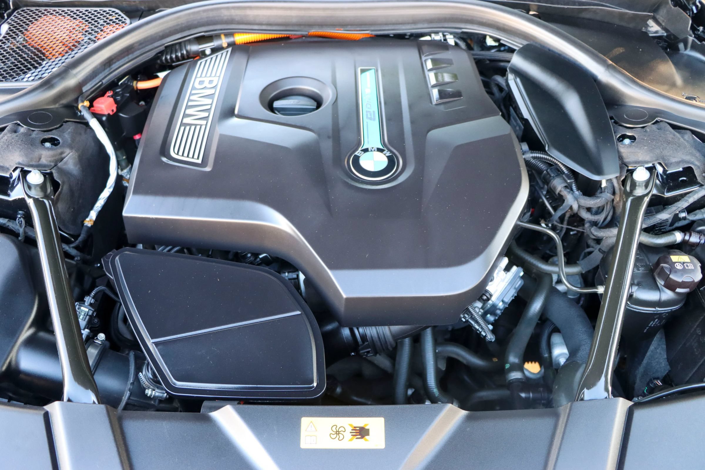 Used 2018 BMW 740e xDrive AWD/4WD image 45