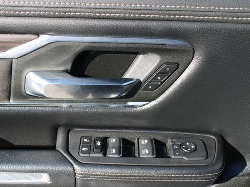 Used 2025 RAM 1500 Laramie image 31