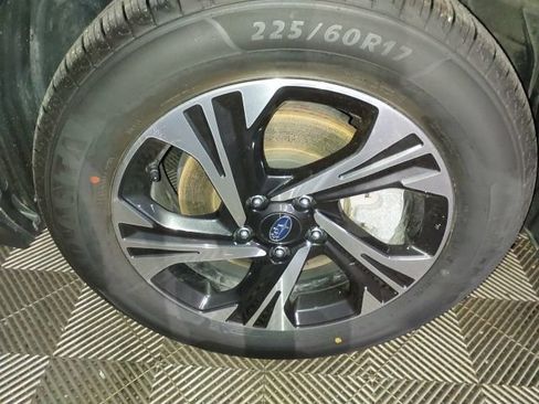 Certified 2024 Subaru Crosstrek 2.0i Premium AWD/4WD image 9