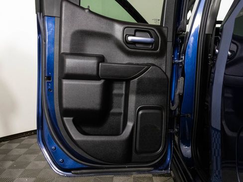 Certified 2020 Chevrolet Silverado 1500 Custom Trail Boss w/ Custom Convenience Package image 34