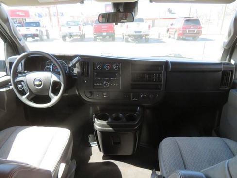 Used 2019 Chevrolet Express 3500 LT w/ LT Preferred Equipment Group image 16