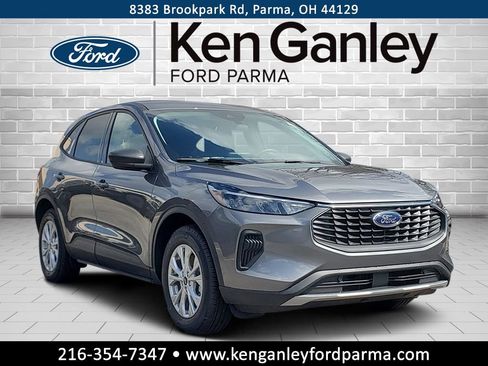 New 2026 Ford Escape Active w/ Cold Weather Package FWD image 3