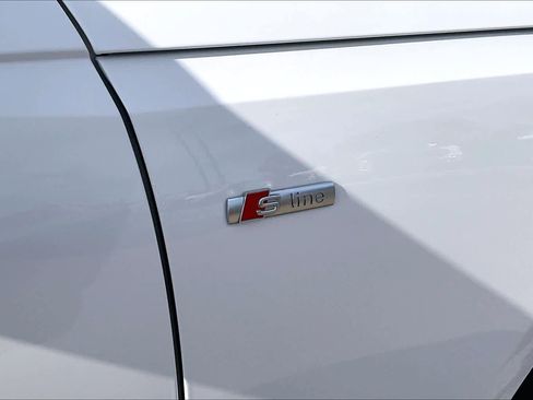 Used 2023 Audi A4 2.0T Premium Plus image 9