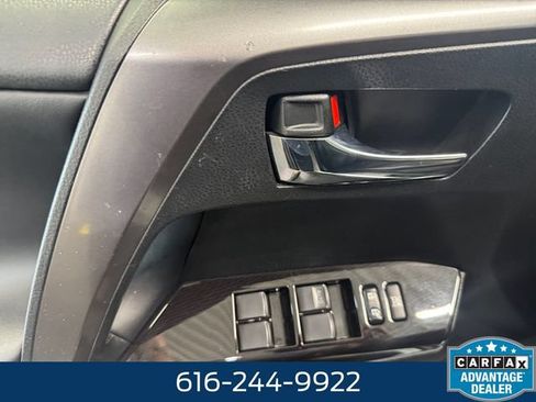 Used 2016 Toyota RAV4 SE FWD image 25