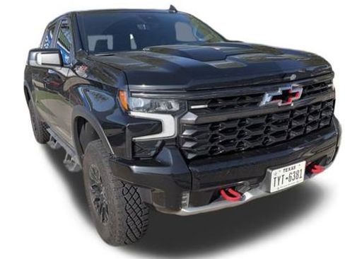 Used 2024 Chevrolet Silverado 1500 ZR2 w/ Technology Package image 9