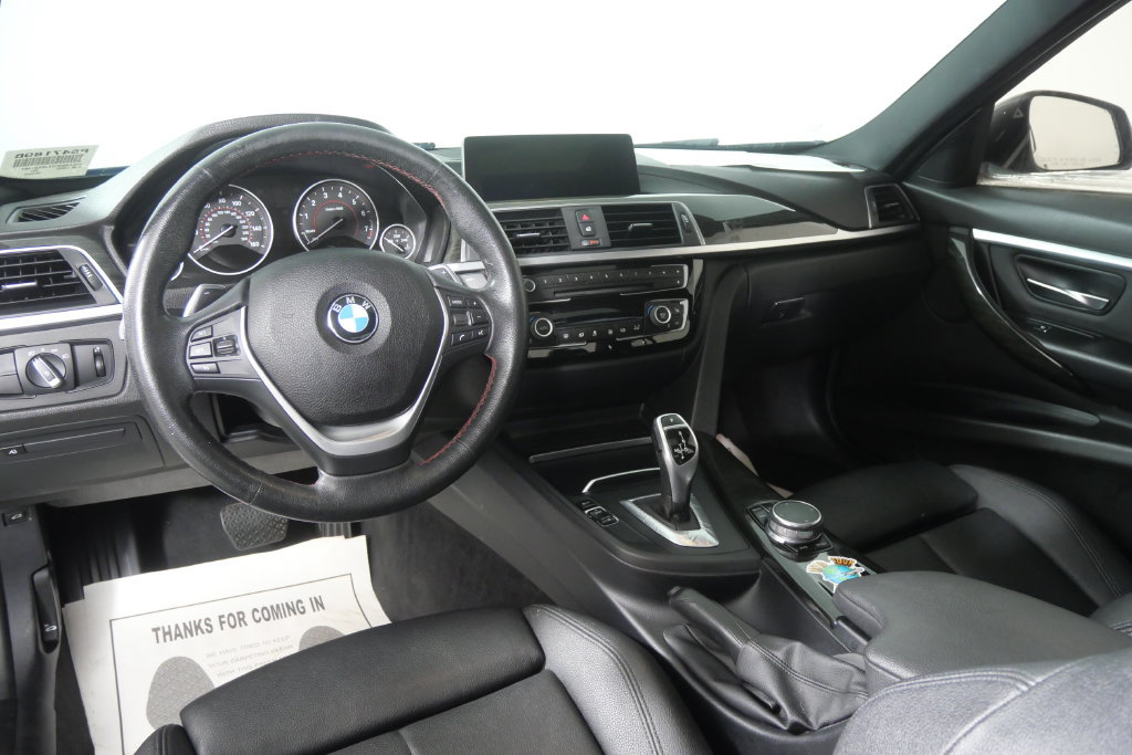 Used 2018 BMW 330i Sedan w/ Convenience Package RWD image 18