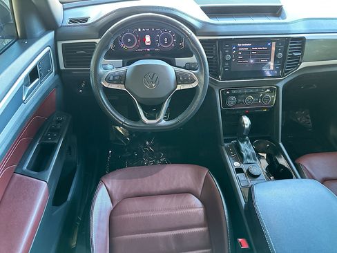 Used 2022 Volkswagen Atlas Cross Sport SEL Premium R-Line image 24