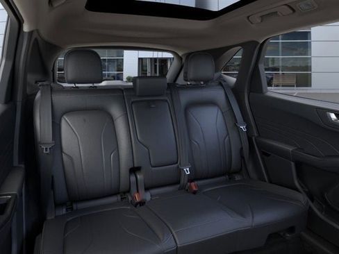 Used 2025 Ford Escape SE w/ PHEV Premium Package FWD image 11