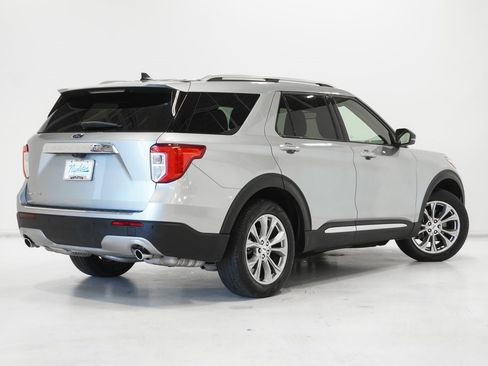 Used 2023 Ford Explorer Limited w/ Equipment Group 301A image 8