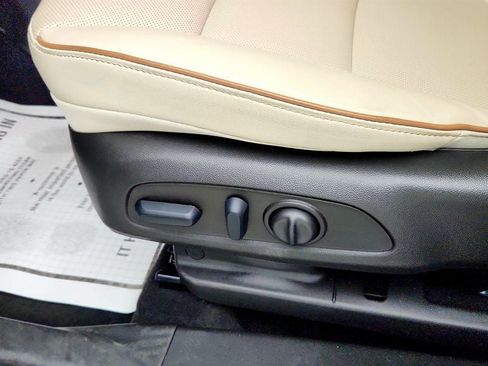 Used 2026 Buick Encore GX Avenir FWD image 11