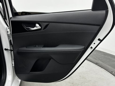 Used 2024 Kia Forte GT-Line image 29