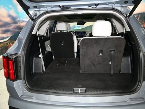 Used 2021 Kia Sorento SX FWD image 57