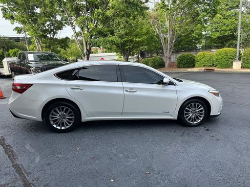 Used 2018 Toyota Avalon Limited w/ All Weather Liner Package FWD image 14