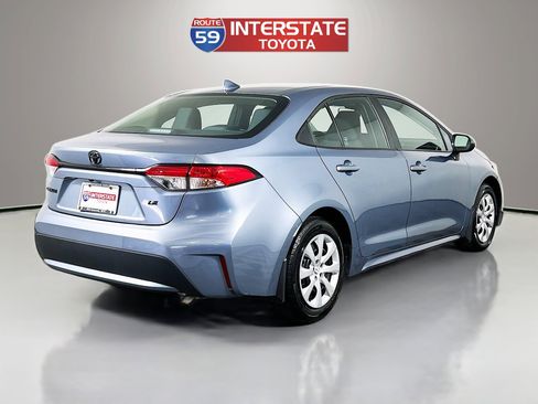 Used 2022 Toyota Corolla LE FWD image 7